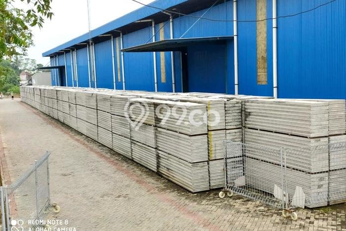 LOKASI STRATEGIS! Gudang For Rent di Balaraja, Luas 5200m², Pusat Usaha LOKASI STRATEGIS! Gudang For Rent di Balaraja, Luas 5200m², Pusat Usaha