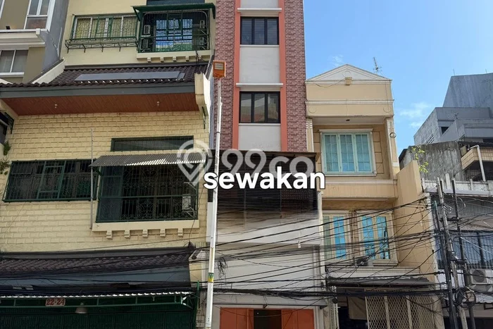 Ruko untuk disewa di Tambora punya LT 137m2 & LB 684m2 harga sewa kompetitif Ruko untuk disewa di Tambora punya LT 137m2 & LB 684m2 harga sewa kompetitif