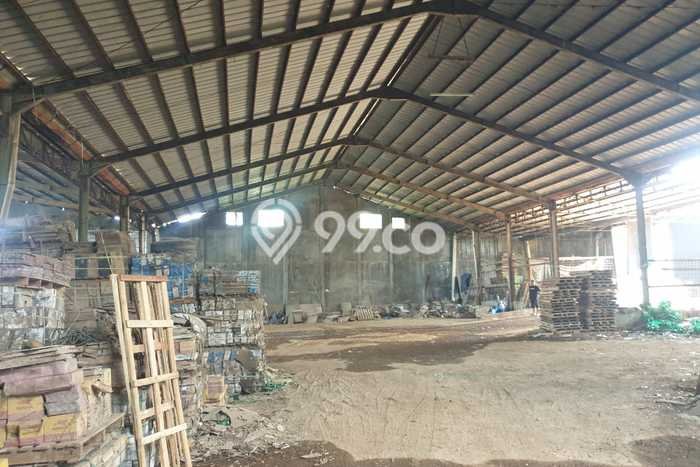 Gudang Dijual di Cileungsi Bogor dengan Luas Bangunan 5172m2 Gudang Dijual di Cileungsi Bogor dengan Luas Bangunan 5172m2