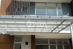 Dijual Rumah Luas Megah Dengan View Cantik di Pantai Indah Kapuk, Jakarta Utara Dijual Rumah Luas Megah Dengan View Cantik di Pantai Indah Kapuk, Jakarta Utara