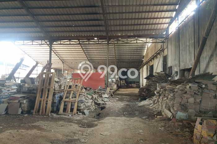 Gudang Dijual di Cileungsi Bogor dengan Luas Bangunan 5172m2 Gudang Dijual di Cileungsi Bogor dengan Luas Bangunan 5172m2
