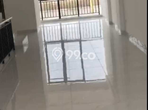 Disewakan Ruko di Pusat Kota Jakarta Utara Ramai Strategis Disewakan Ruko di Pusat Kota Jakarta Utara Ramai Strategis