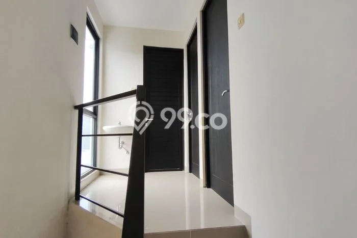 For Sale Rumah 3 Kamar Lokasi Ideal Nyaman dan Strategis di Waru For Sale Rumah 3 Kamar Lokasi Ideal Nyaman dan Strategis di Waru
