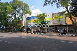 Hot Offer Hunian Mewah Ideal dan Luas di Laweyan, Solo Hot Offer Hunian Mewah Ideal dan Luas di Laweyan, Solo
