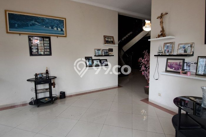 Rumah Mewah Dijual LT 375m2 di Waru, Sidoarjo Rumah Mewah Dijual LT 375m2 di Waru, Sidoarjo