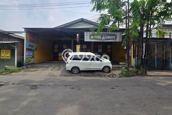Unit Ruko Disewakan di Manukan di Area Ramai & Strategis Unit Ruko Disewakan di Manukan di Area Ramai & Strategis