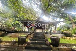Ready to Use! Premium House LT 1344m2 Desain Elegan di Kemang Ready to Use! Premium House LT 1344m2 Desain Elegan di Kemang