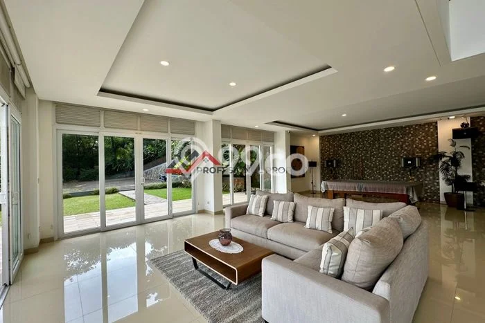 DIJUAL! Vila Kawasan , Luas 5977m2m², Dekat Mudah Pusat Kota DIJUAL! Vila Kawasan , Luas 5977m2m², Dekat Mudah Pusat Kota