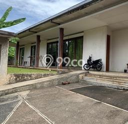 Rumah Taman di Kawasan Elite Permata Hijau, Hadap Barat Daya Rumah Taman di Kawasan Elite Permata Hijau, Hadap Barat Daya