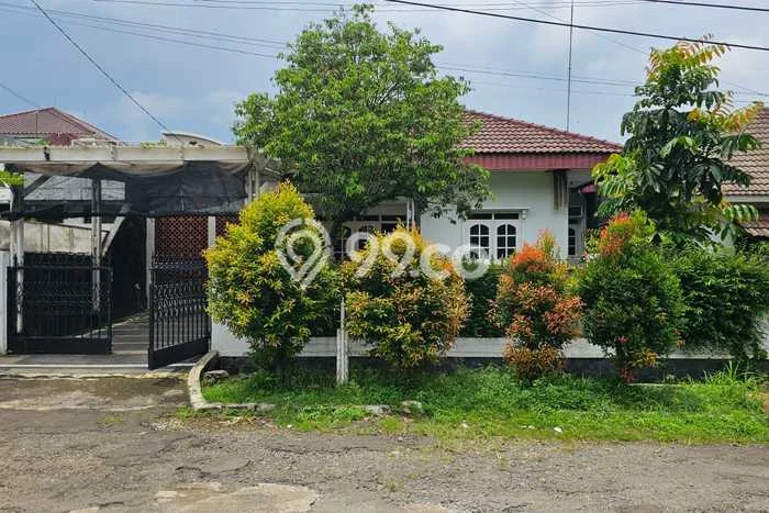 Rumah Mewah LB 200m2 Siap Pakai Desain Elegan di Tegallega, Bogor Rumah Mewah LB 200m2 Siap Pakai Desain Elegan di Tegallega, Bogor