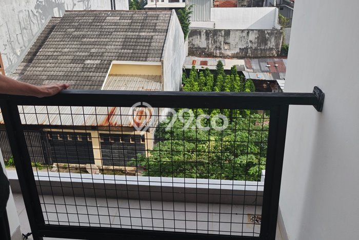 Rumah Minimalis 3 KT LT 100m2 di Meruya Rumah Minimalis 3 KT LT 100m2 di Meruya