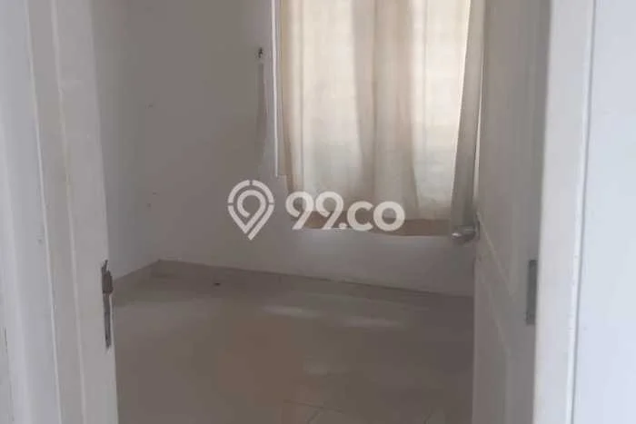 Disewakan! Rumah 3 Kamar Tidur &
2 Kamar Mandi di Metland Puri, Jakarta Barat Disewakan! Rumah 3 Kamar Tidur &
2 Kamar Mandi di Metland Puri, Jakarta Barat