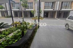 Jual Rumah Luas Elegan Dengan View Eksklusif di Pantai Indah Kapuk 2, Jakarta Utara Jual Rumah Luas Elegan Dengan View Eksklusif di Pantai Indah Kapuk 2, Jakarta Utara