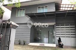 Disewakan Hunian Konsep Modern di Pesanggrahan Jakarta Selatan dengan 5 Kamar Disewakan Hunian Konsep Modern di Pesanggrahan Jakarta Selatan dengan 5 Kamar