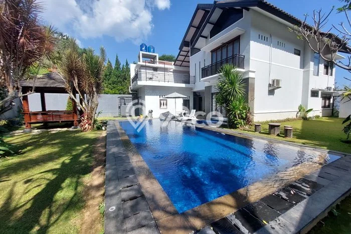 For Sale! Luxury House LT 608m2 Desain Elegan di Dago Pakar For Sale! Luxury House LT 608m2 Desain Elegan di Dago Pakar
