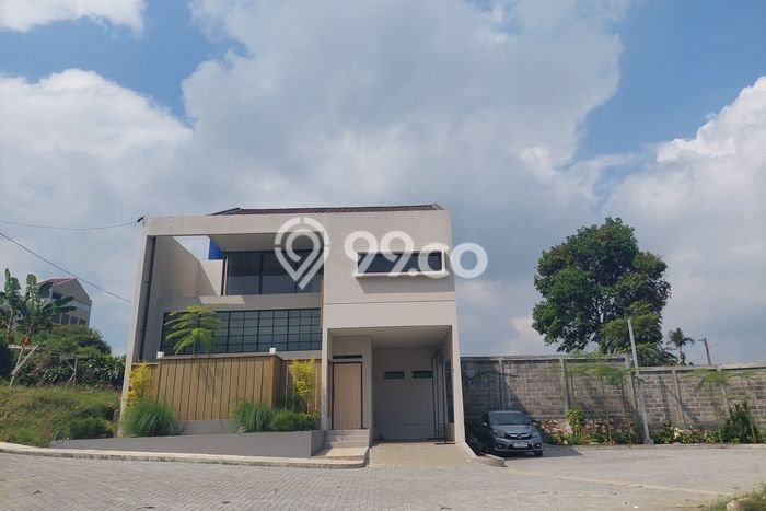 Rumah Modern 2 KT LT 100m2 di Cihanjuang Rumah Modern 2 KT LT 100m2 di Cihanjuang