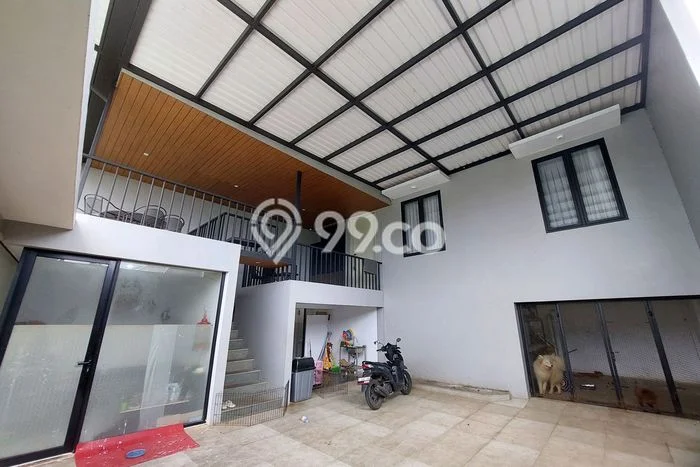 Rumah Elit Modern Tanpa Renovasi di Setiabudi Bandung Rumah Elit Modern Tanpa Renovasi di Setiabudi Bandung