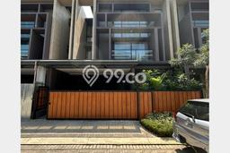 Rumah Mewah Dijual LT 250m2 di BSD, Tangerang Selatan Rumah Mewah Dijual LT 250m2 di BSD, Tangerang Selatan
