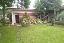 Ready to Use! Luxury House LT 1431m2 Desain Elegan di Kebagusan Ready to Use! Luxury House LT 1431m2 Desain Elegan di Kebagusan