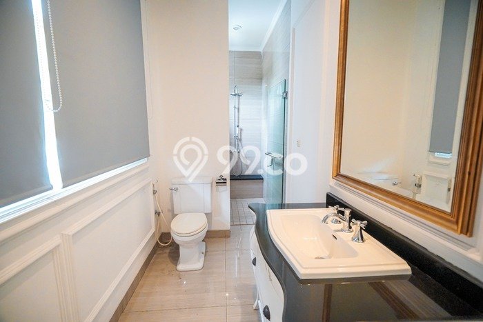 Rumah Luxury Modern Siap Huni di Pulomas Jakarta Timur Rumah Luxury Modern Siap Huni di Pulomas Jakarta Timur