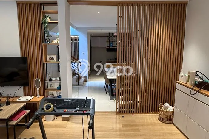 Ready to Use! Luxury House LT 96m2 Desain Elegan di Sunter Ready to Use! Luxury House LT 96m2 Desain Elegan di Sunter