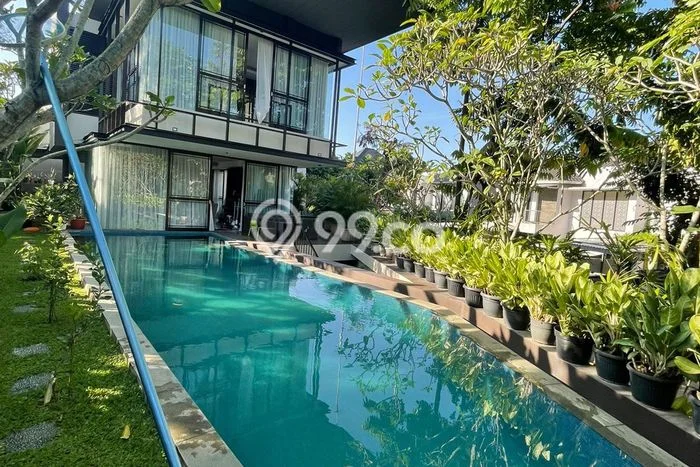 Jual Rumah Luas Megah Dengan View Cantik di Sentul City, Bogor Jual Rumah Luas Megah Dengan View Cantik di Sentul City, Bogor