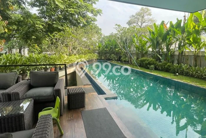 Jual Rumah Luas Megah Dengan View Cantik di Sentul City, Bogor Jual Rumah Luas Megah Dengan View Cantik di Sentul City, Bogor