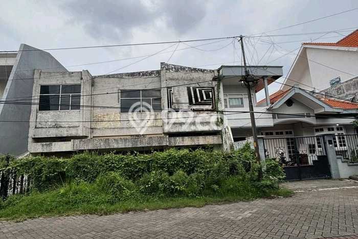 Jual Rumah Mewah Elegan Dengan View Eksklusif di Kertajaya, Surabaya Jual Rumah Mewah Elegan Dengan View Eksklusif di Kertajaya, Surabaya