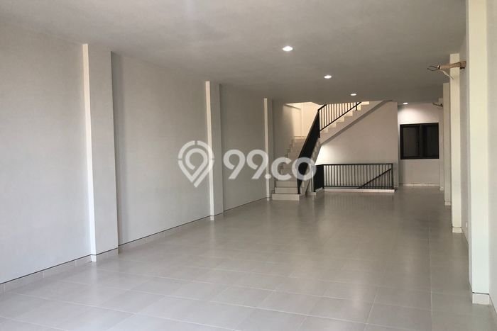 Area Strategis! Disewakan Ruko Lokasi Rungkut, Surabaya Cocok untuk Bisnis Area Strategis! Disewakan Ruko Lokasi Rungkut, Surabaya Cocok untuk Bisnis