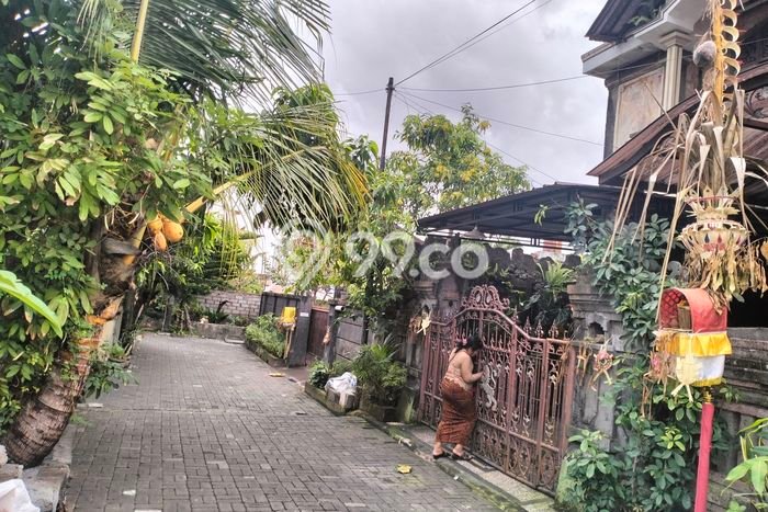 Dijual Cepat Rumah Strategis LT 215m2 LB 300m2 di Denpasar Cocok untuk Hunian Dijual Cepat Rumah Strategis LT 215m2 LB 300m2 di Denpasar Cocok untuk Hunian