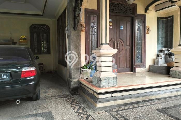 Dijual Cepat Rumah Strategis LT 215m2 LB 300m2 di Denpasar Cocok untuk Hunian Dijual Cepat Rumah Strategis LT 215m2 LB 300m2 di Denpasar Cocok untuk Hunian