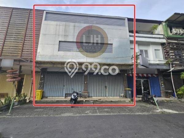 AREA KOMERSIAL! Ruko di Kuta, Luas 288m2m², Jalan Raya AREA KOMERSIAL! Ruko di Kuta, Luas 288m2m², Jalan Raya