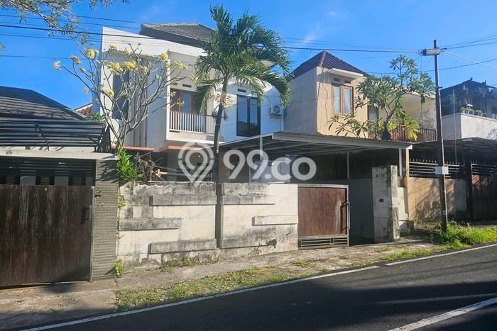 Rumah di Pemecutan Kaja, 3 KM, Lingkungan Nyaman Rumah di Pemecutan Kaja, 3 KM, Lingkungan Nyaman