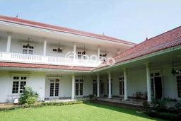 Dijual Rumah Premium dengan Fasilitas Sekitar Lengkap di Mampang Prapatan, Jakarta Selatan Dijual Rumah Premium dengan Fasilitas Sekitar Lengkap di Mampang Prapatan, Jakarta Selatan