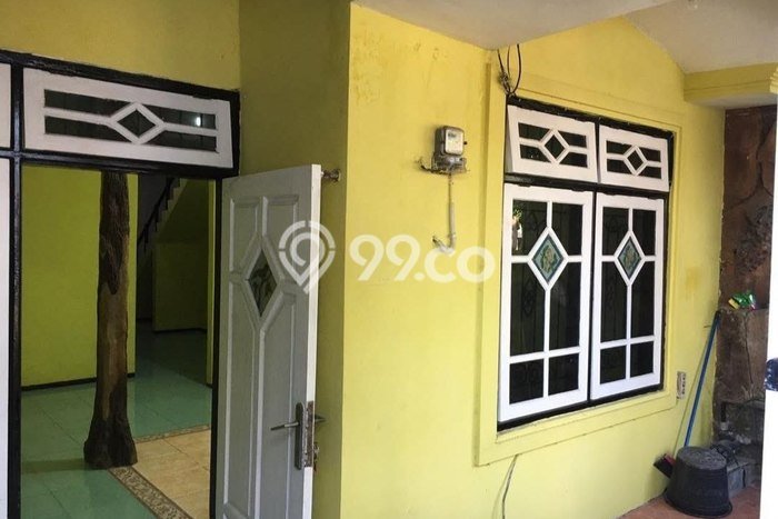 Rumah Area Strategis kawasan Semampir, Surabaya, LT 75m2m² LB 105m2m² Rumah Area Strategis kawasan Semampir, Surabaya, LT 75m2m² LB 105m2m²