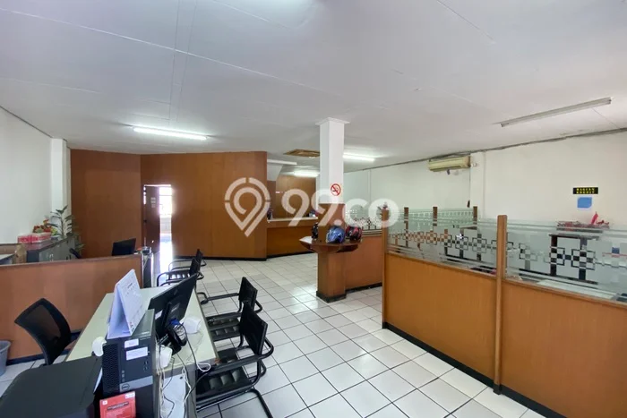 LOKASI SUPER STRATEGIS! Ruko Kawasan Tajur, Luas 320m2m², Ramai Pengunjung LOKASI SUPER STRATEGIS! Ruko Kawasan Tajur, Luas 320m2m², Ramai Pengunjung