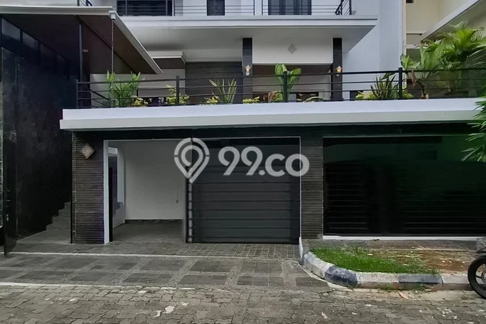 Hunian Mewah Dijual LT 205m2 di Cinere, Depok Hunian Mewah Dijual LT 205m2 di Cinere, Depok