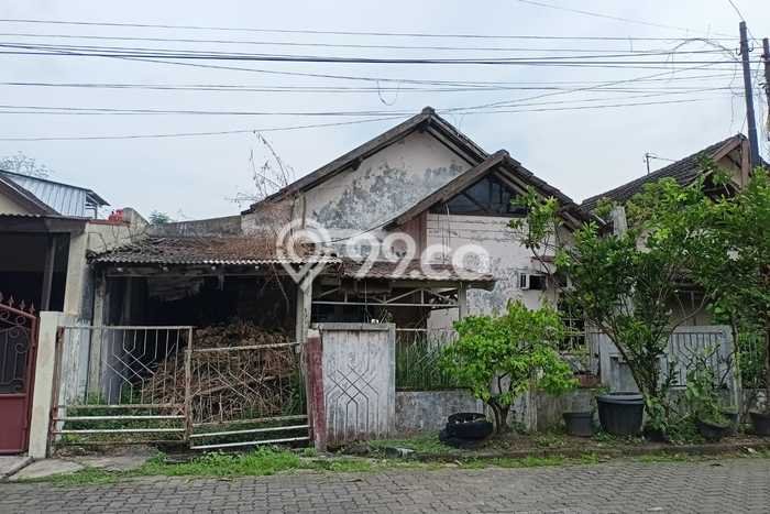 Tanah Dijual di Semarang Seluas 160m2 Strategis Tanah Dijual di Semarang Seluas 160m2 Strategis