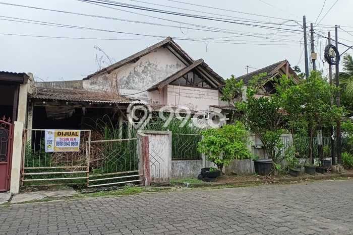 Tanah Dijual di Semarang Seluas 160m2 Strategis Tanah Dijual di Semarang Seluas 160m2 Strategis