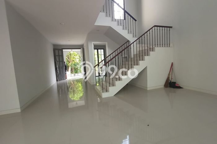 Rumah LB 310m² di Pinggir Kota Citragrand, Semarang - Lokasi Premium Rumah LB 310m² di Pinggir Kota Citragrand, Semarang - Lokasi Premium