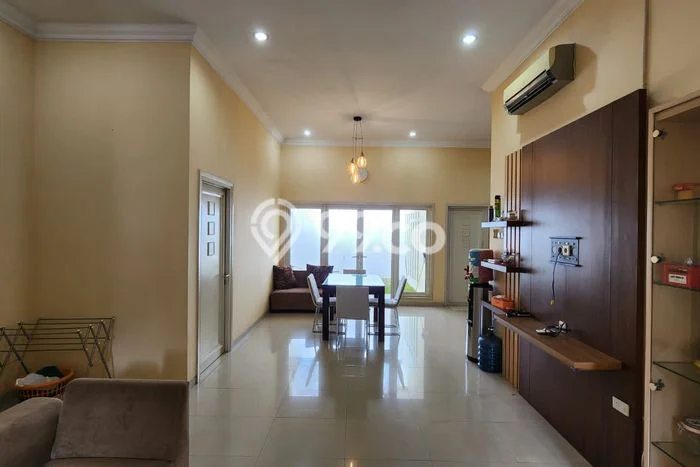 Rumah Modern 2 KT LT 200m2 di Candi Golf Rumah Modern 2 KT LT 200m2 di Candi Golf