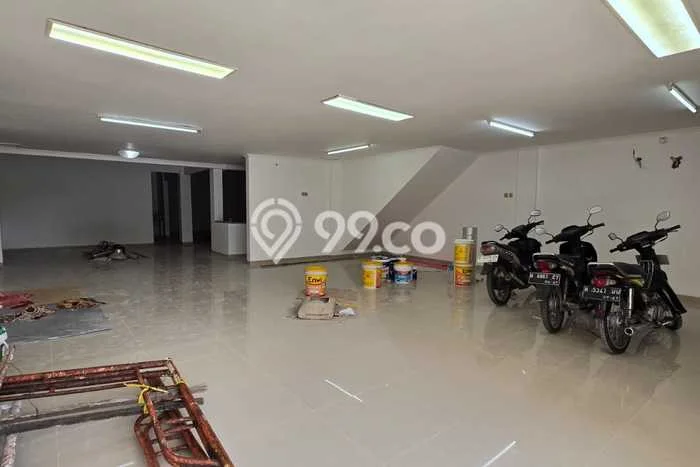 Disewakan Ruko di Kawasan Ramai Puri Anjasmoro Luas 320m2 Disewakan Ruko di Kawasan Ramai Puri Anjasmoro Luas 320m2