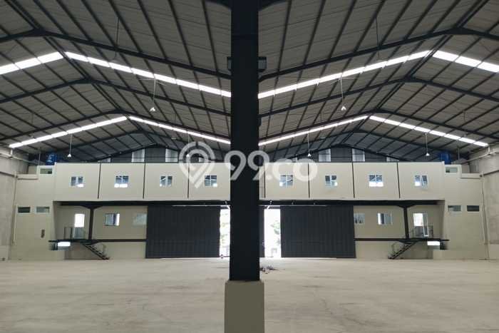 Gudang Dijual di Ngaliyan LT 2000m2, LB 2160m2 untuk Investasi Gudang Dijual di Ngaliyan LT 2000m2, LB 2160m2 untuk Investasi