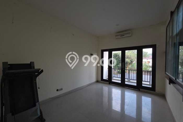 Dijual Rumah Premium dengan Fasilitas Sekitar Komplit di Gajah Mungkur, Semarang Dijual Rumah Premium dengan Fasilitas Sekitar Komplit di Gajah Mungkur, Semarang