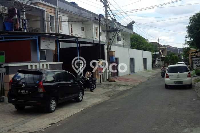 Ruko Bagus Dijual LB 160m2 Lokasi Strategis Semarang Area Cocok untuk Bisnis Ruko Bagus Dijual LB 160m2 Lokasi Strategis Semarang Area Cocok untuk Bisnis