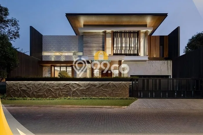 Rumah Mewah LB 900m2 Siap Pakai Desain Elegan di BSB City, Semarang Rumah Mewah LB 900m2 Siap Pakai Desain Elegan di BSB City, Semarang
