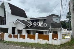 Hunian Cantik Modern Lb 215m2 di Semarang Barat, Semarang Hunian Cantik Modern Lb 215m2 di Semarang Barat, Semarang