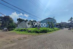 Tanah Strategis Dijual di Banyumanik Semarang 450m2 Tanah Strategis Dijual di Banyumanik Semarang 450m2