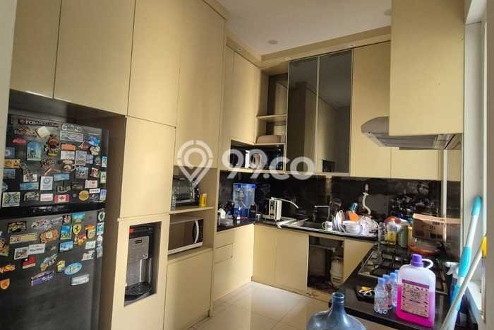 Rumah Mewah Siap Huni LT 330m2 di Gajah Mungkur, Semarang Rumah Mewah Siap Huni LT 330m2 di Gajah Mungkur, Semarang