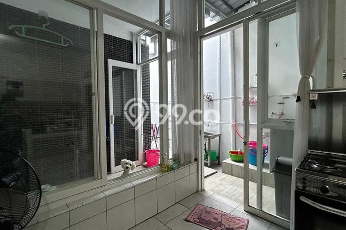Jual Rumah Favorit Siap Huni LB 135m2 di Semarang Barat, Semarang Jual Rumah Favorit Siap Huni LB 135m2 di Semarang Barat, Semarang